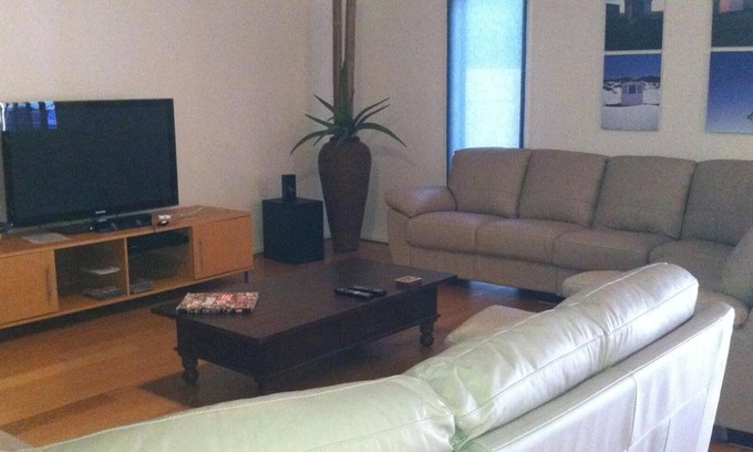 Moonta Bay House | Free WIFI *200m to beach* R/C Air in all rooms