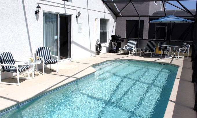 Highgate Park Villa | Free wiFi in upgraded villa with private pool in Gated community