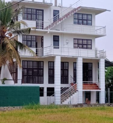 Anuradhapura Hotel | Freedom of Green Rice View