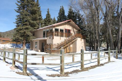 Red River House | Frees Last Resort House With High Speed Wifi