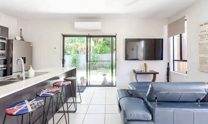 Byron Bay House | French Beach Bungalow (2br, pet-friendly)