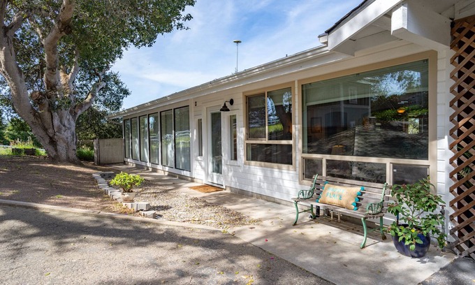 Callender House | French Farmhouse On Boutique Farm - Close to The Beach