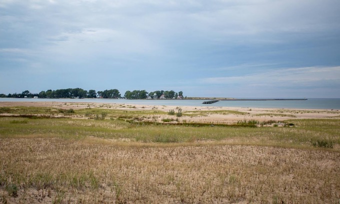Grand Marais House | French Quarters - Shared duplex, Lake Superior Front Property