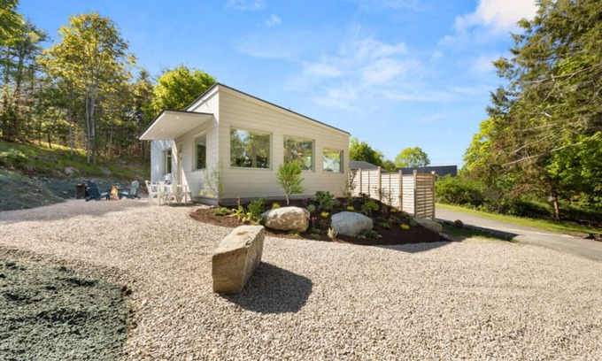 Bar Harbor House | Fresh Catch New Modern Cottage