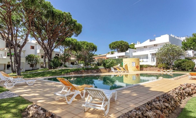 Aldeia das Acoteias Apartment | Fresh Sunny Flat w/Pool and Terrace by Host Wise