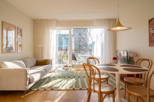Old Town Apartment | Freshly renovated apartment next to Old Down
