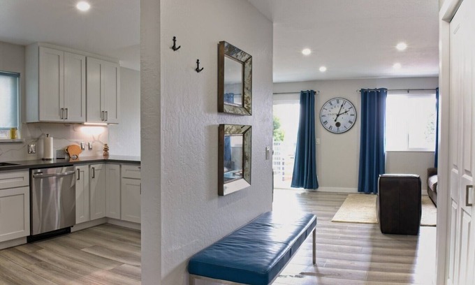 El Granada Apartment | Freshly Renovated Oceanview 2-BR Apartment