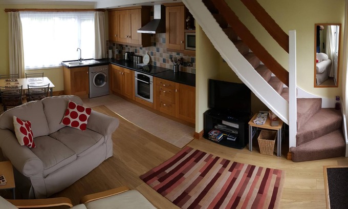 Pembroke House | Freshwater East Holiday Rental