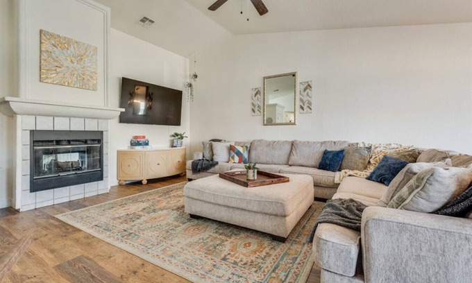 Bullhead City Apartment | Freshwater Fun | Family Game Room & Pet Friendly