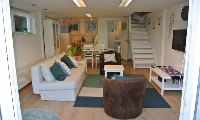 Zwanenburg House | Friedalaan Guesthouse