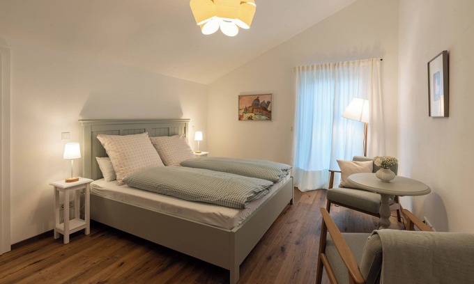 Munchen District Apartment | Friendly vacation apartment with a view