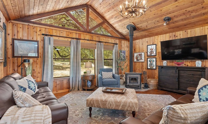 Leakey House | Frio Riverfront Home with Bunk House!