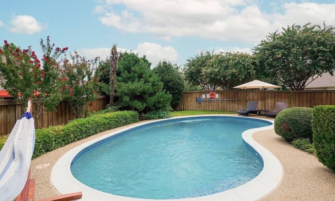 Frisco Villa | Frisco Home W/Pool, Lake View