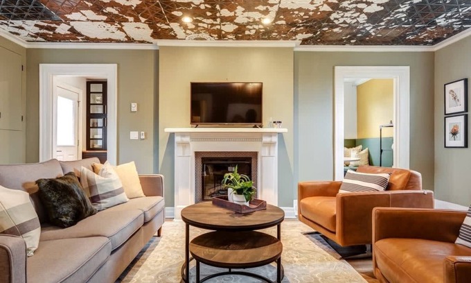 Picton Apartment | From HGTV! Marigold Suite in county farmhouse