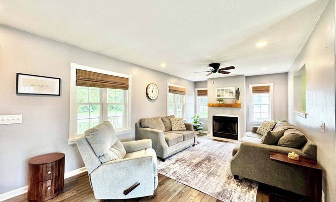 Marion House | From the moment you step onto our huge, inviting front porch, you'll feel your stress melt away