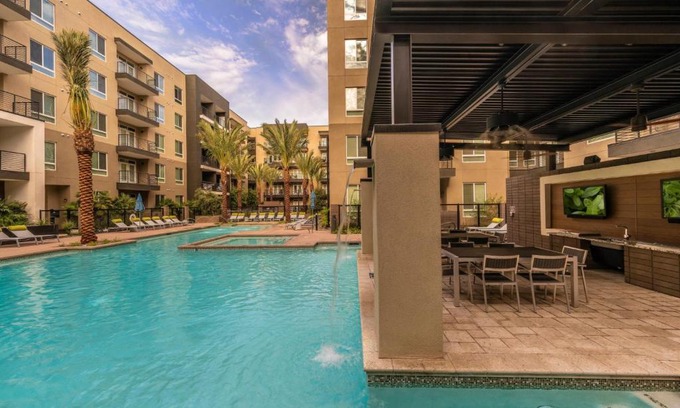 Scottsdale Osborn Plaza Apartment | FRONTDESK Old Town Apts Scottsdale