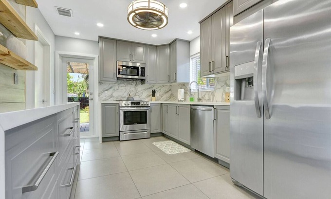 Poinsettia Heights House | Ft. Lauderdale Getaway w/Hot Tub!