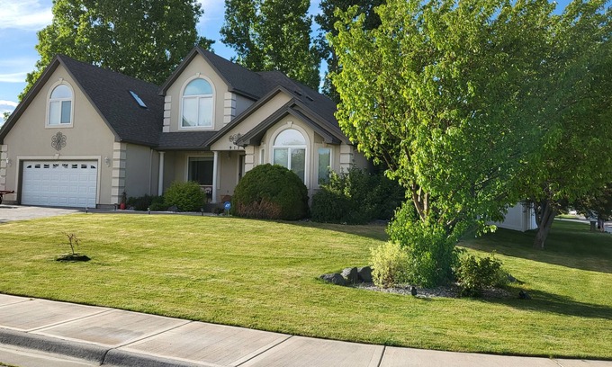 Idaho Falls House | Full basement of 1,600 sqft close to Grand Teton and Yellowstone Park.