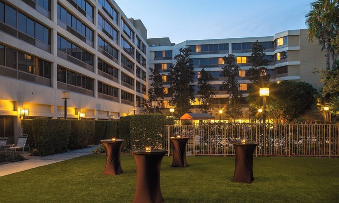 Fullerton Hotel | Fullerton Marriott at California State University
