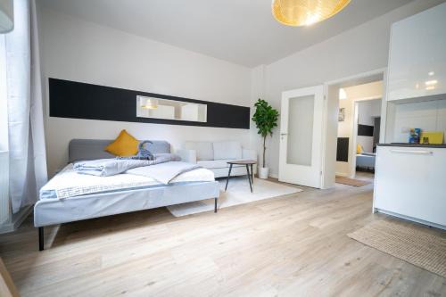 Zwickau Apartment | FullHouse - Zwickau - L96 - SmartTV - Nespresso - 2 Queensize Beds