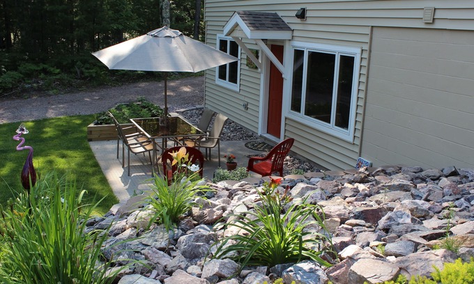 Upper Peninsula Michigan Apartment | Fully equiped apartment. Our quiet retreat is perfect for couples.