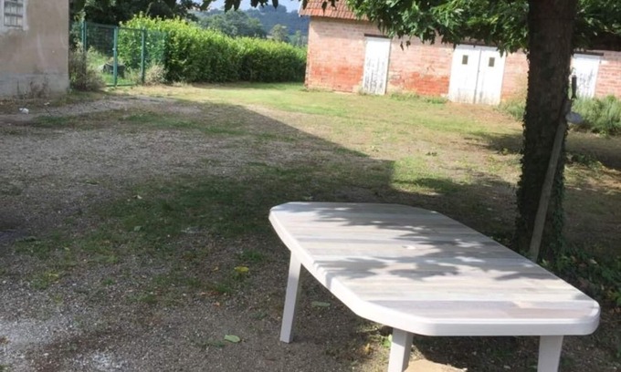 Valence Apartment | Fully equipped detached house, on a beautiful estate.