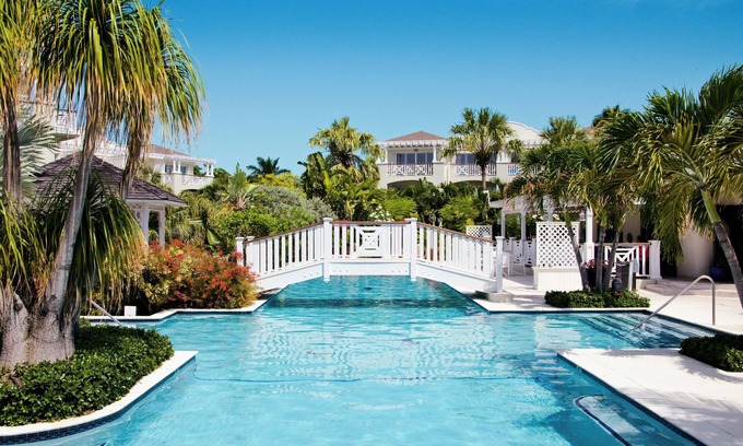 Grace Bay Condo | Fully equipped large Beachfront walk out prime resort unit on Grace Bay Beach