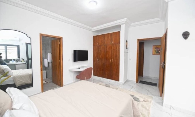 Cocody Apartment | Fully equipped luxury studio, Riviera Palmeraie
