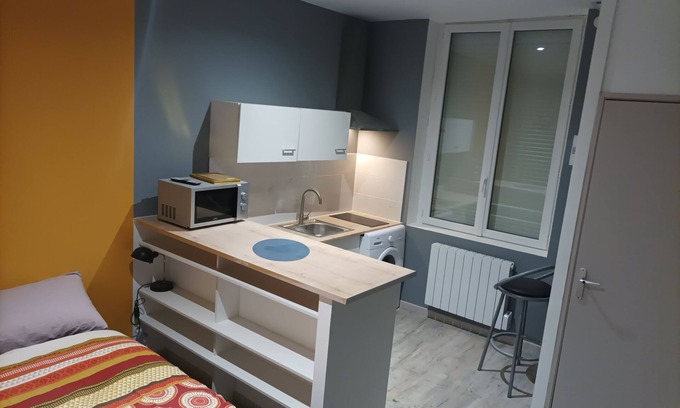 Saint-Etienne Apartment | Fully equipped studio. Welcome to Seamora