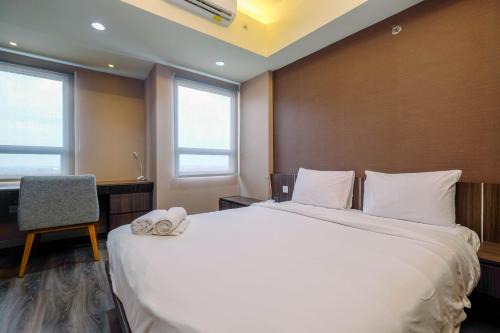 Cikarang Apartment | Fully Furnished and Comfortable 1BR Apartment Mustika Golf Residence By Travelio
