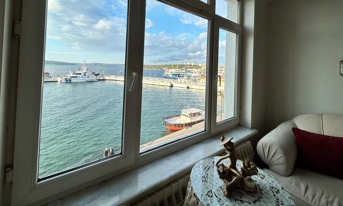 Canakkale Apartment | Fully Furnished Flat with Sea View in Canakkale