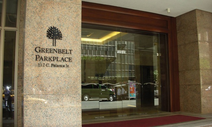 Legazpi Village Condo | Fully-furnished Greenbelt Makati Studio