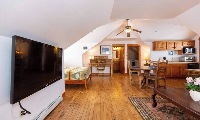 Bozeman Apartment | Fully Furnished Loft Near Hyalite