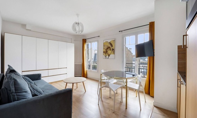 Neuilly-sur-Seine Apartment | Fully Renovated apartment ! Neuilly Sur Seine