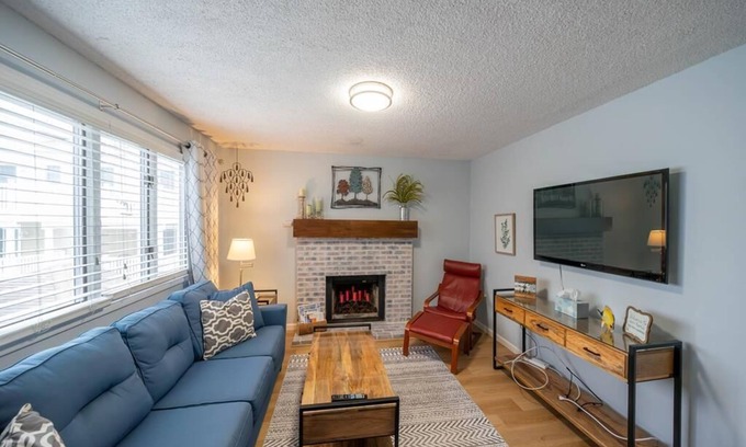 Sea Isle City Condo | Fully Renovated condo in the heart of Sea Isle City