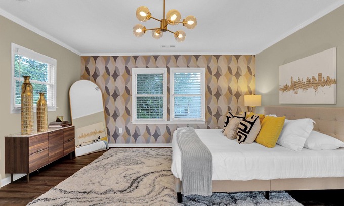 East Midtown House | Fun Cozy Memphis Getaway Close to Beale Street!