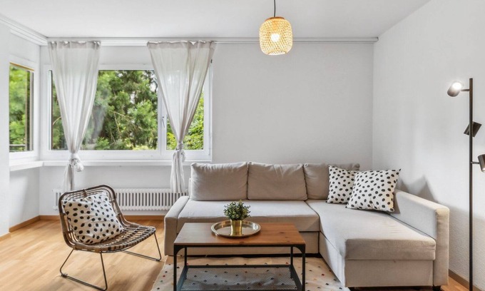District 8 Apartment | Functional apartment in Zurich