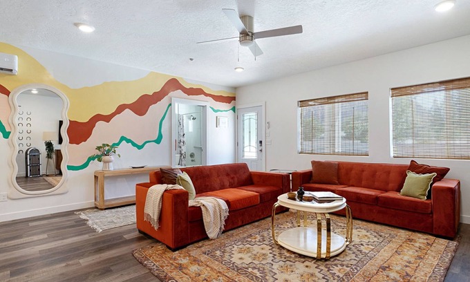 Hildale Apartment | Funky Retreat: 3BR/2BA Full of Amenities: Pool, Hot Tub, Sauna, 1 Hr to Zion