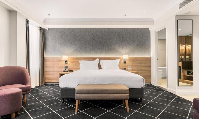 Chinatown Hotel | Furama Darling Harbour