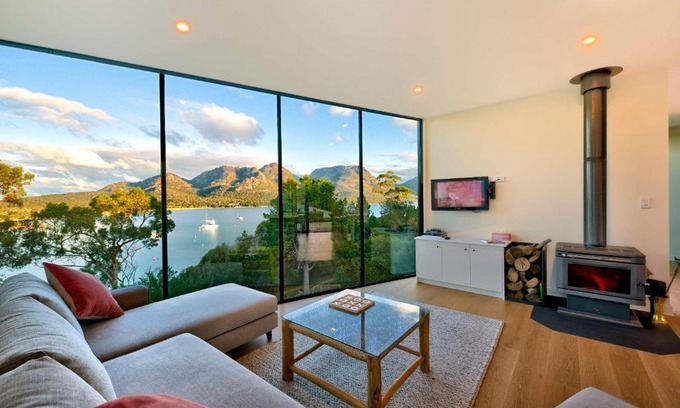 Coles Bay House | Furneaux