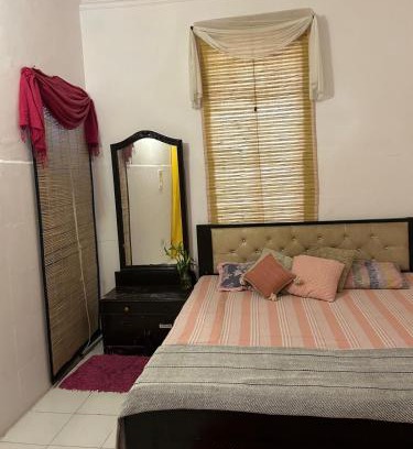 Khattalwada Apartment | Furnished 1BHK in Prime Spot for Short & Long Stays