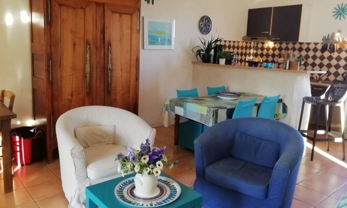 La Tamarissiere Apartment | Furnished apartment 3min walk from the beach