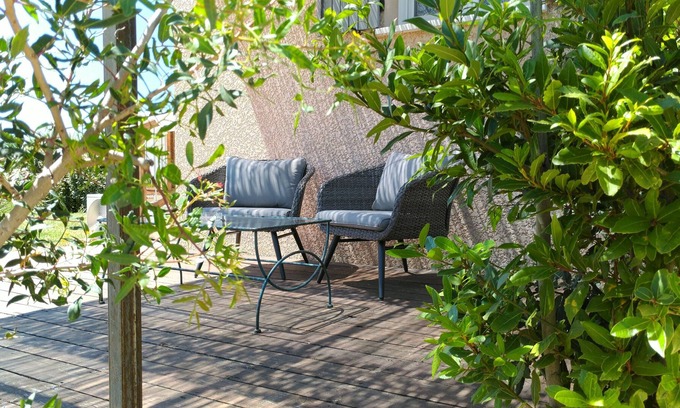 Orgnac-l'Aven House | Furnished house of tourism Between Vines & Garrigue in a landscape of Provence