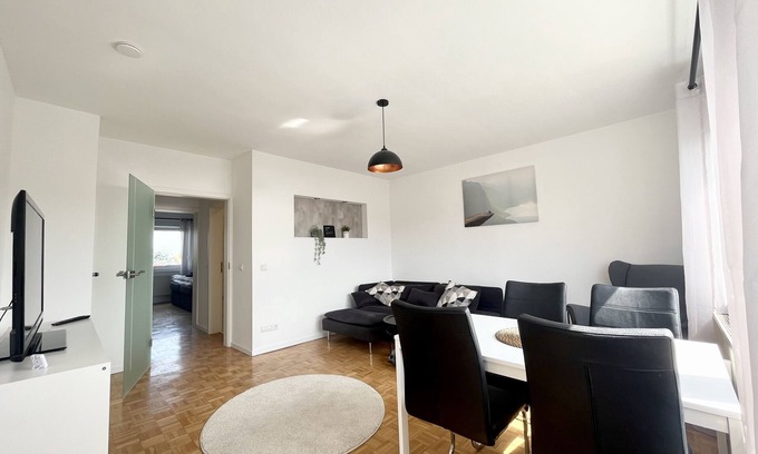 Bruhl Apartment | Furnished living between Mannheim and Heidelberg