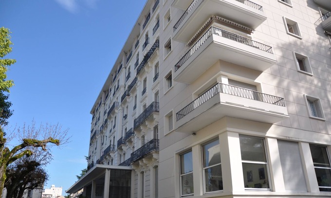 Aix-les-Bains City Center Apartment | Furnished rental spas or holiday stay