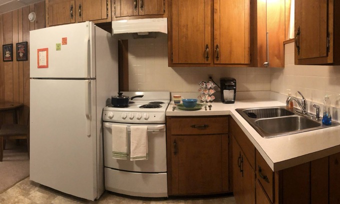 Newport Apartment | Furnished studio apartment