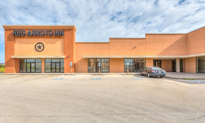 San Angelo Apartment | Furnished/Unfurnished studios available!