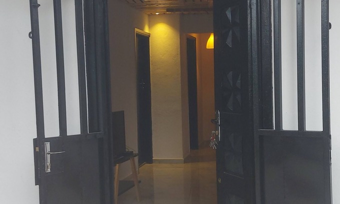 Douala House | FURNISHED VILLA CITÉ SIC 25 000 FCFA