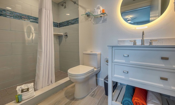 Treasure Island Apartment | Fusion Resort Treasure Island 2 bedroom suites with ocean views