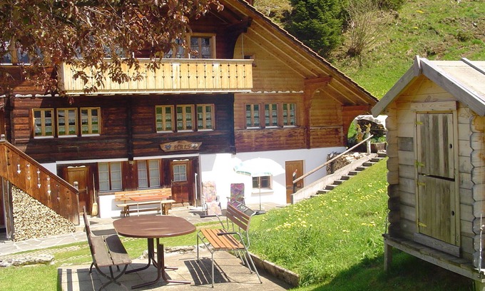 Hasliberg Reuti Apartment | FWH cozy. in a quiet location for 2-7 pers. near mountain railways Price 75th-140th SFr